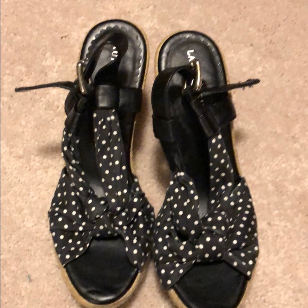 Women’s platform sandals. Black/white polka dots